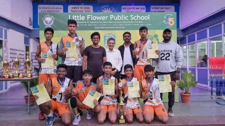 Basketball team runners