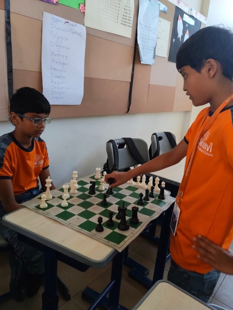 skalvi international school